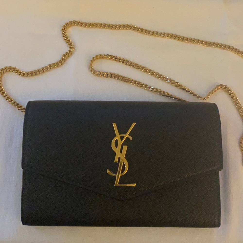 YSL envelope bag. Good as new. Barely worn!